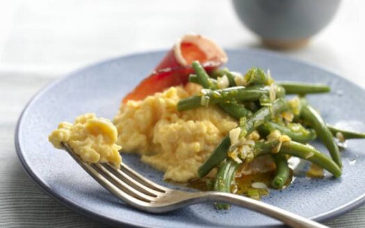 Revuelto de Alubias Verdes y Huevos